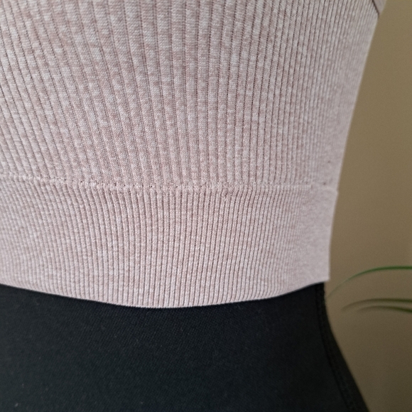 Aerie Ribbed Bra Women's Size Small Oatmeal Beige Colour Neutral EUC - Picture 7 of 10